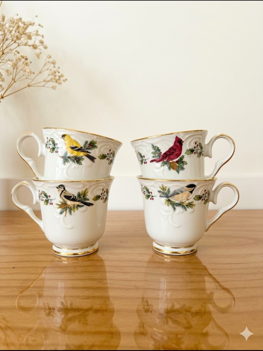 Set of 4 Gibson Vintage Bird Teacups | Christmas Winter Decor